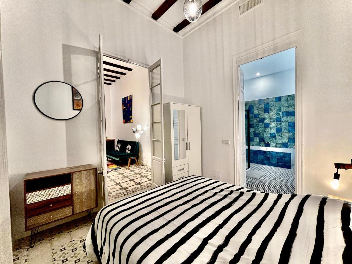Picasso'S Deluxe Puerta Verde Malaga Exterior photo
